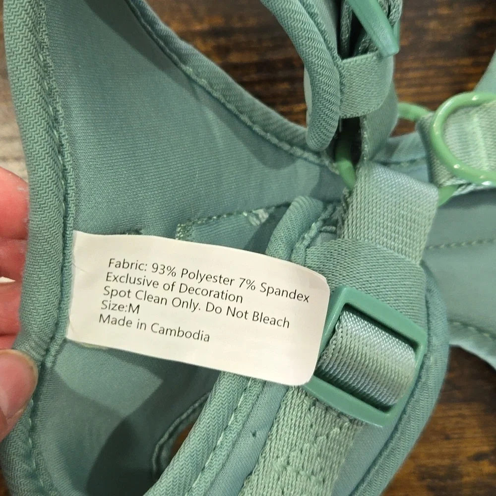 Light green step in harness Size M